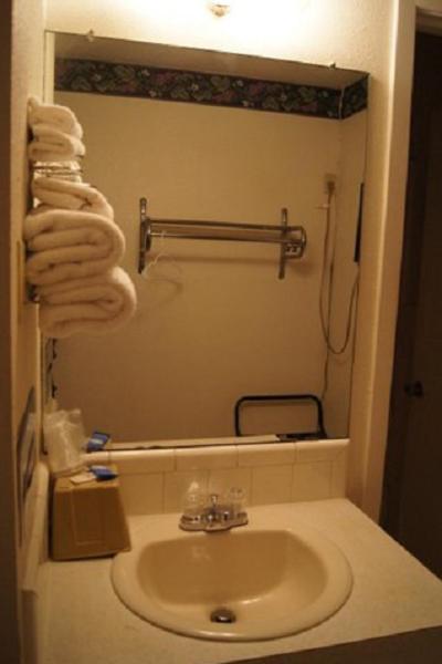 Budget Inn Waco Pokój zdjęcie